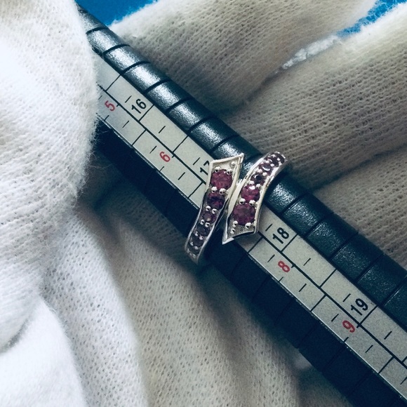 Genuine Gems Rhodolite Garnets - Picture 12 of 15